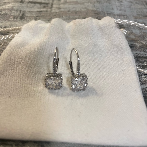 Sterling silver earrings - Picture 2 of 5